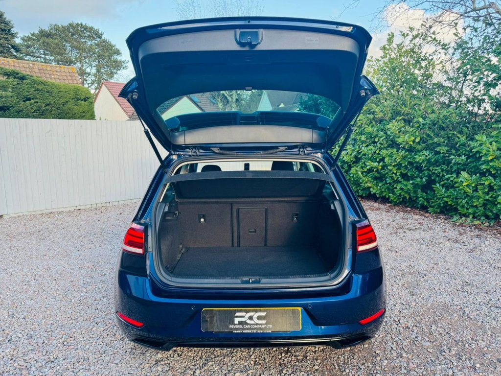 Used Volkswagen Golf 2019 for sale - 77560513: Photo 40