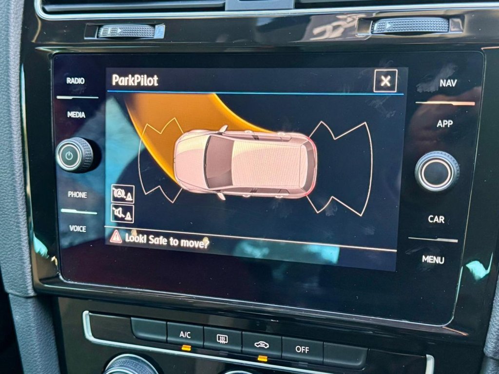 Used Volkswagen Golf 2019 for sale - 77560513: Photo 76