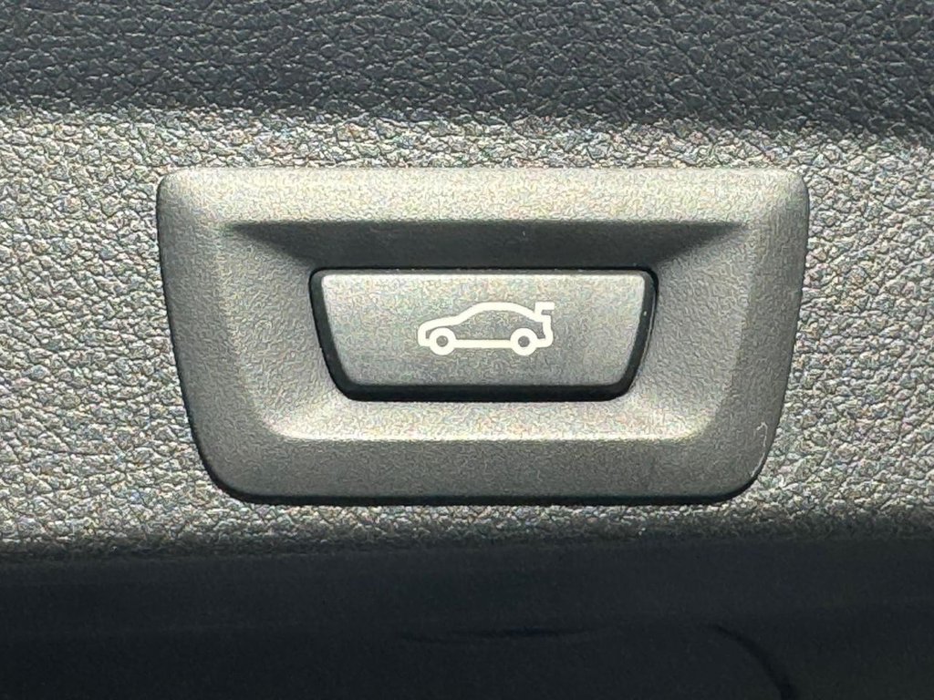 Used BMW 4 Series 2017 for sale - 76385994: Photo 42