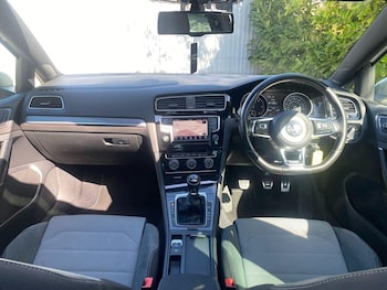 Used Volkswagen Golf 2016 for sale - 75581373: Photo