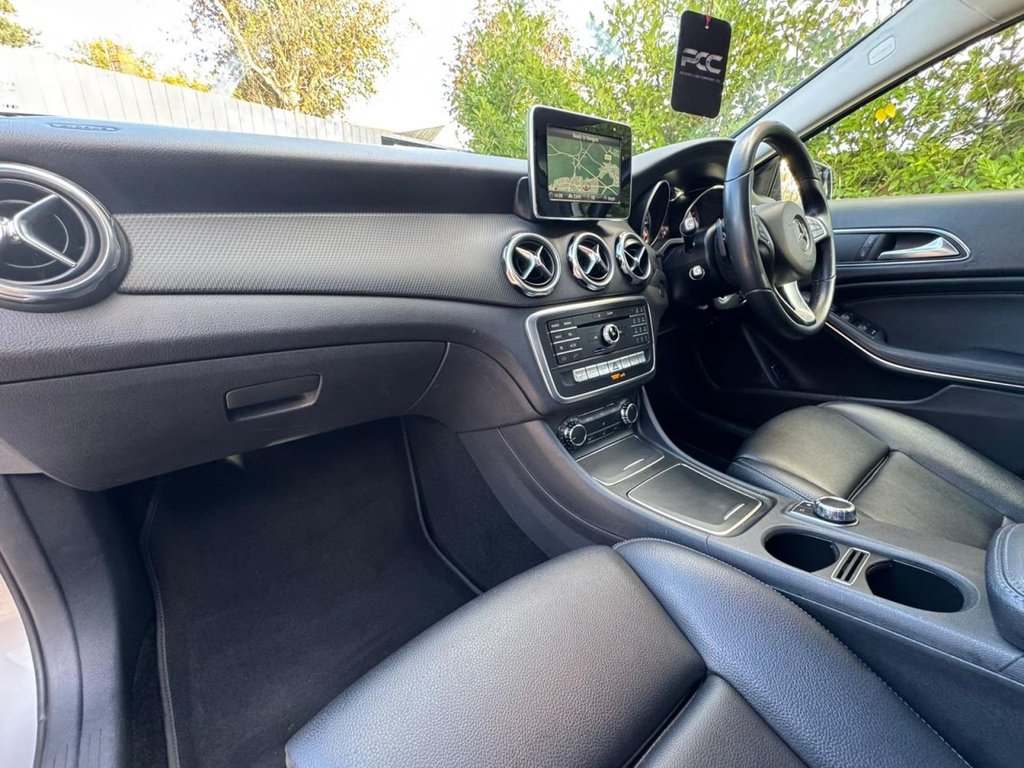 Used Mercedes-Benz GLA 2018 for sale - 76591125: Photo 58