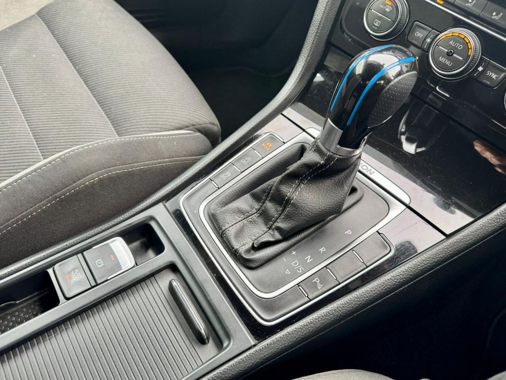 Used Volkswagen Golf 2015 for sale - 76724294: Photo 100