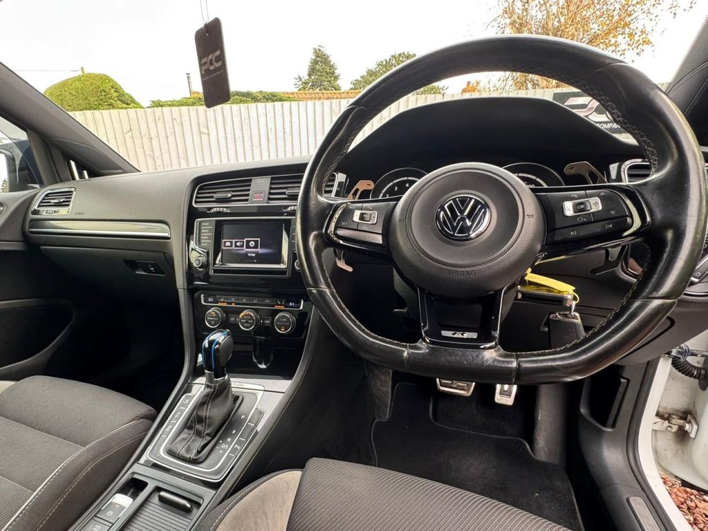 Used Volkswagen Golf 2015 for sale - 76724294: Photo 54