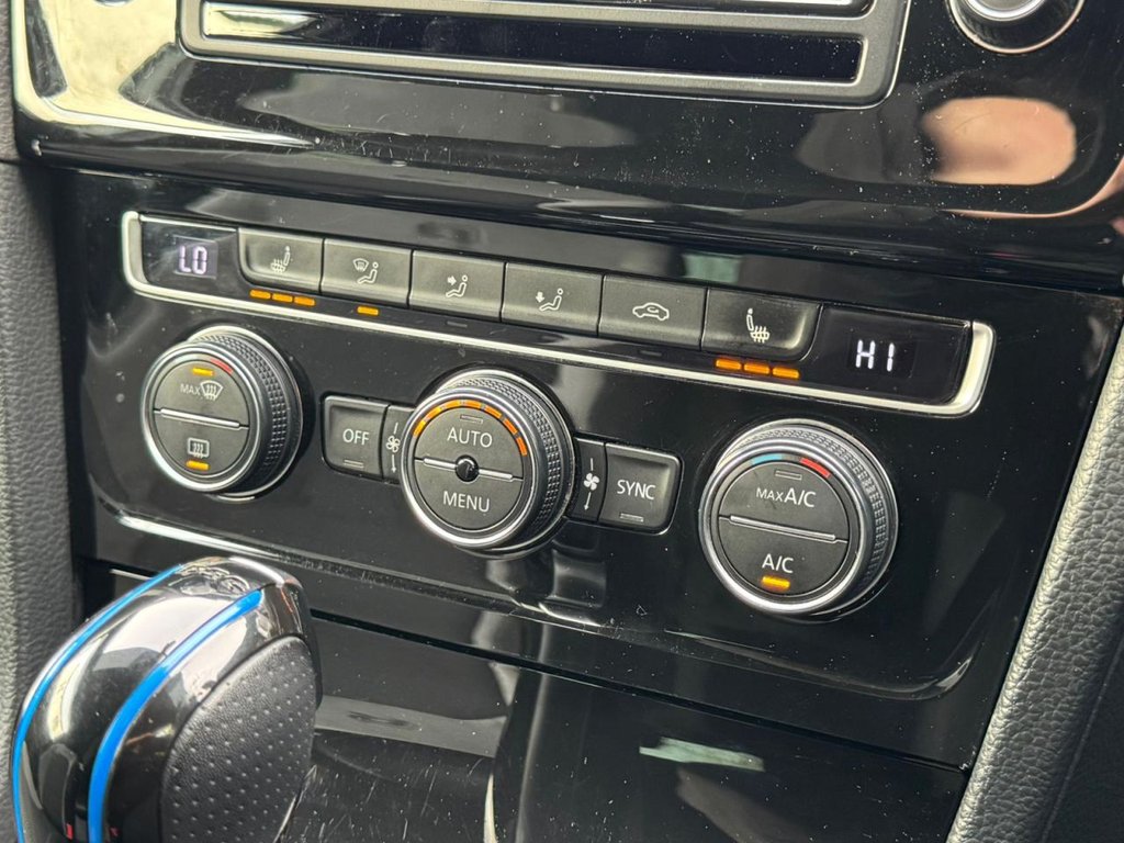 Used Volkswagen Golf 2015 for sale - 76724294: Photo 99