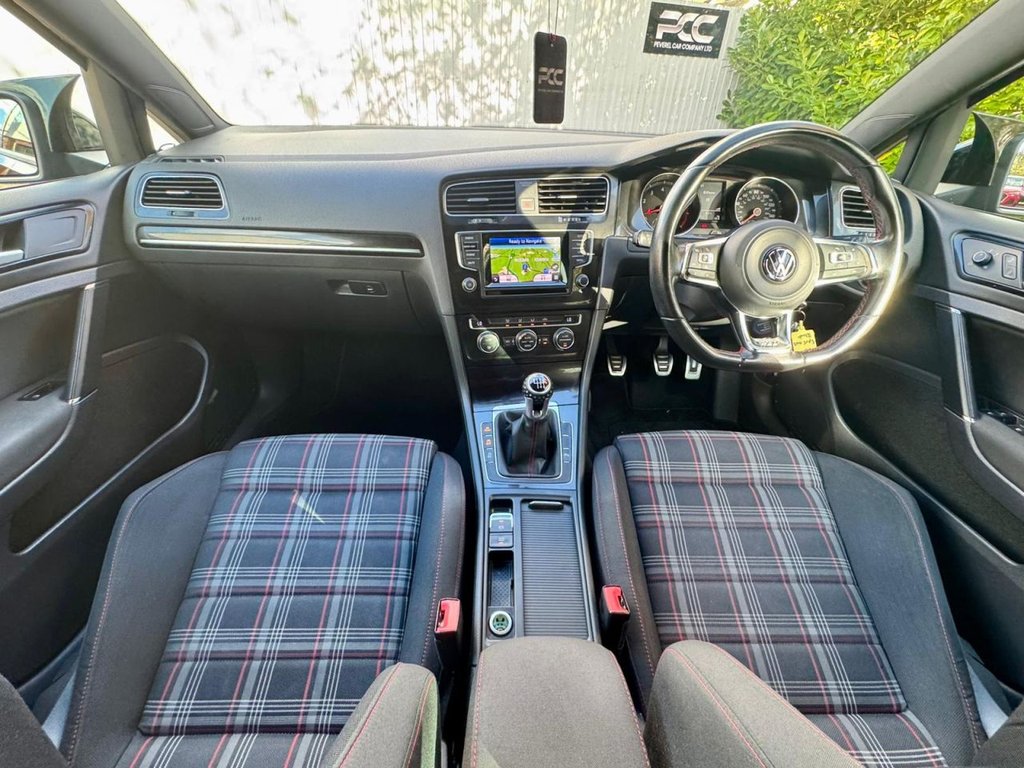 Used Volkswagen Golf 2015 for sale - 76447088: Photo 3