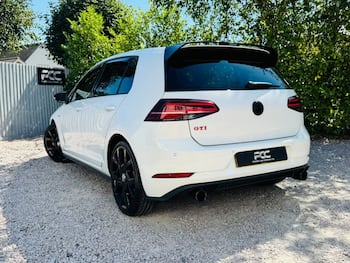 Used Volkswagen Golf 2019 for sale - 79518474: Photo