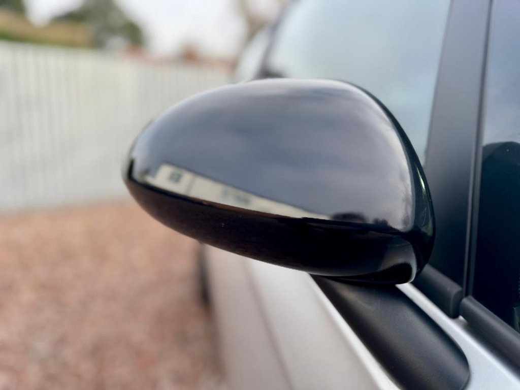 Used Vauxhall Corsa 2015 for sale - 77533932: Photo 42