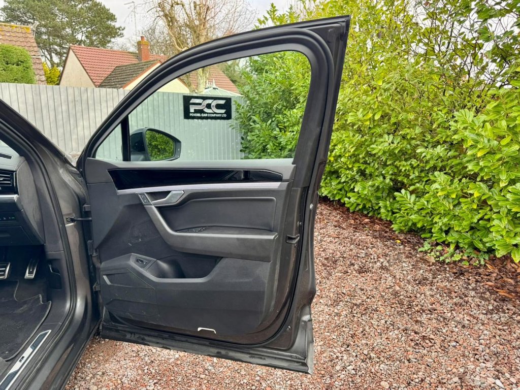 Used Volkswagen Touareg 2018 for sale - 77484976: Photo 29