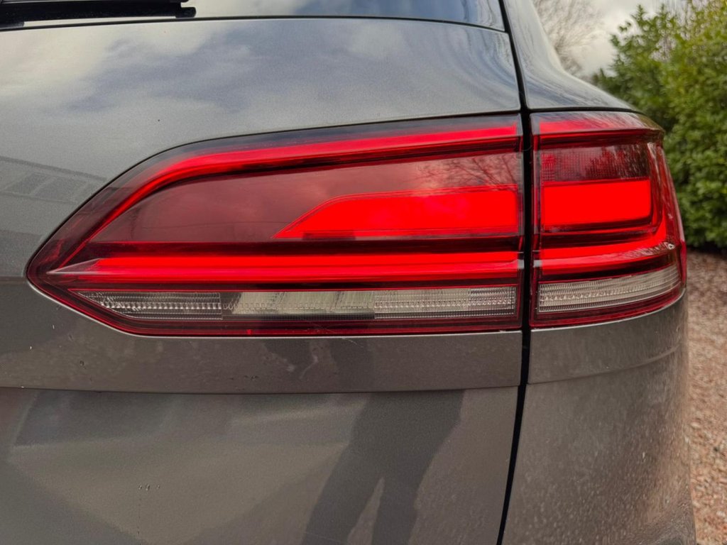 Used Volkswagen Touareg 2018 for sale - 77484976: Photo 34