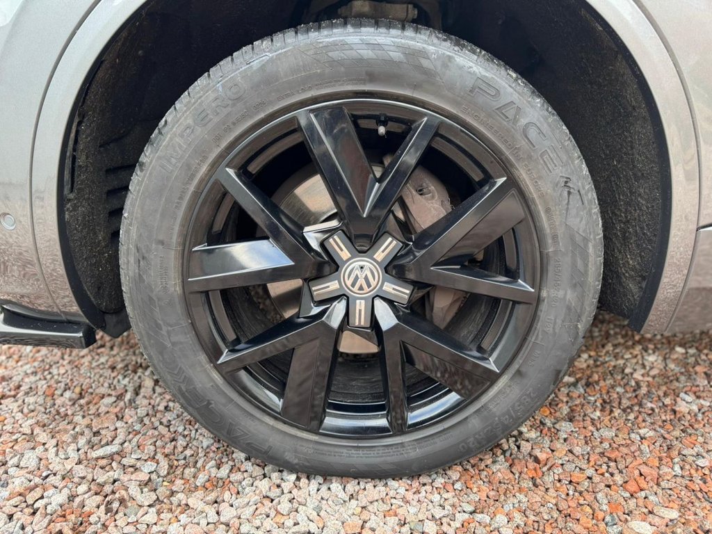 Used Volkswagen Touareg 2018 for sale - 77484976: Photo 43