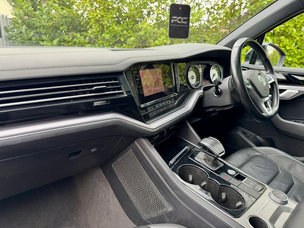 Used Volkswagen Touareg 2018 for sale - 77484976: Photo 48