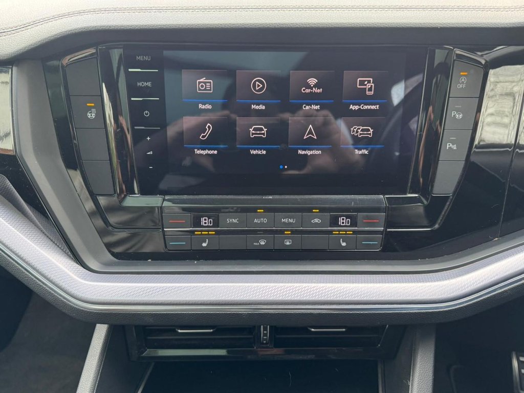 Used Volkswagen Touareg 2018 for sale - 77484976: Photo 72