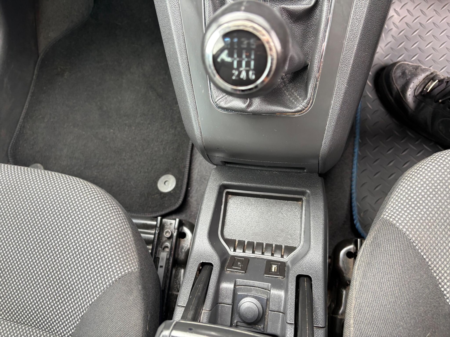 Vehicle 28