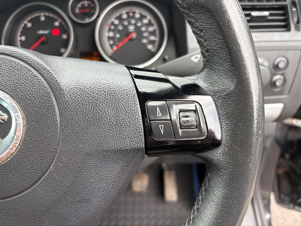 Used Vauxhall Zafira 2013 for sale - 75708488: Photo 51