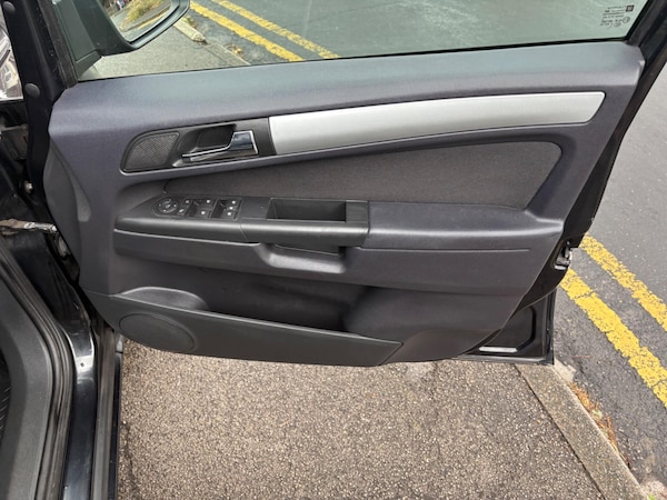 Used Vauxhall Zafira 2013 for sale - 75708488: Photo 54