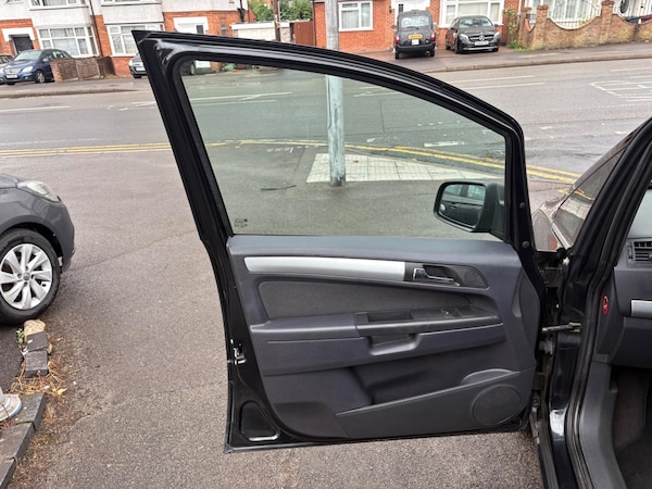 Used Vauxhall Zafira 2013 for sale - 75708488: Photo 58