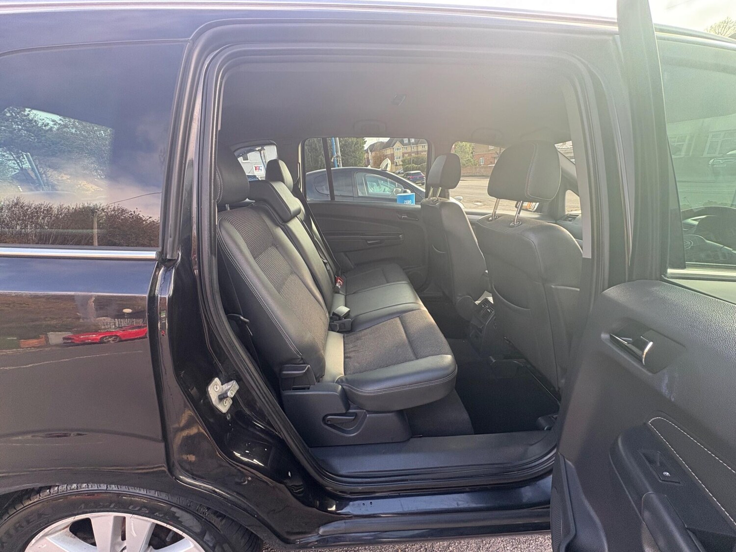 Used Vauxhall Zafira 2007 for sale - 76441255: Photo 30