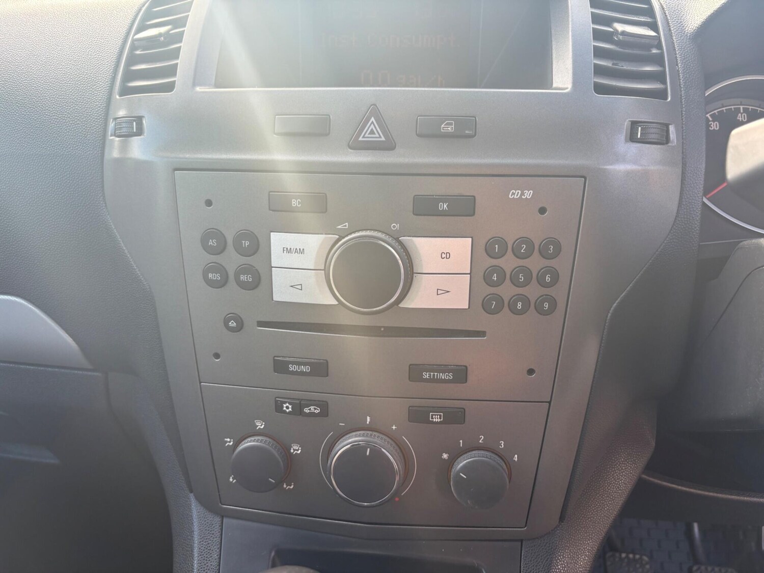 Used Vauxhall Zafira 2007 for sale - 76441255: Photo 60