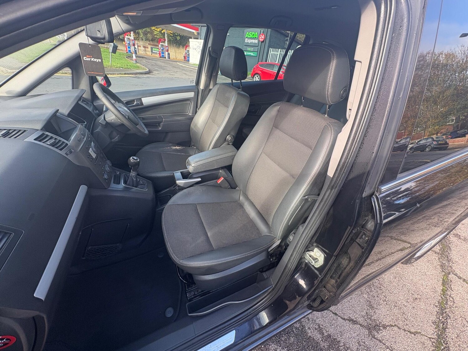 Used Vauxhall Zafira 2007 for sale - 76441255: Photo 79