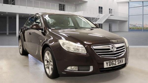 Used Vauxhall Insignia 2012 for sale - 77190462: Photo 2