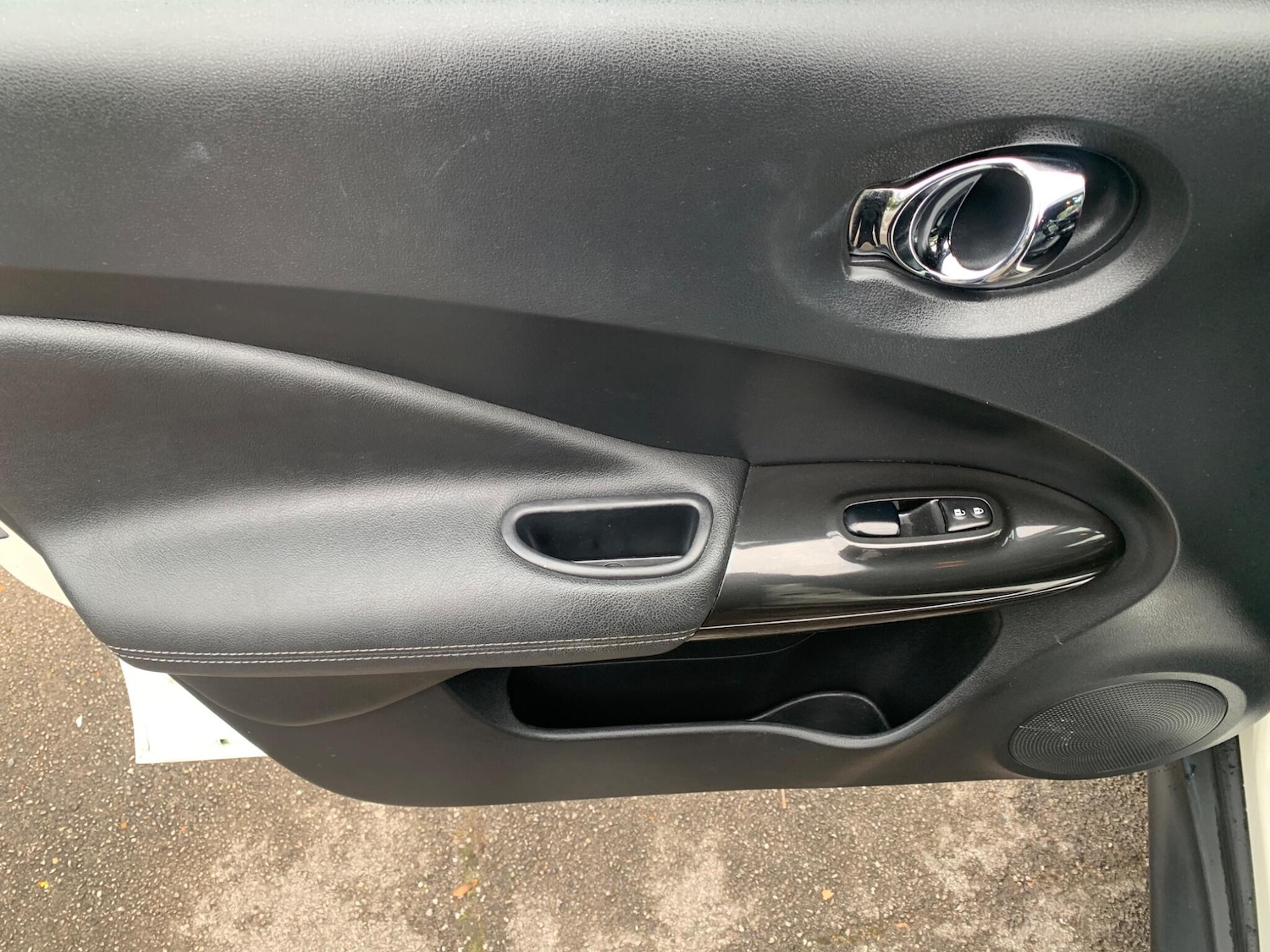 Used Nissan Juke 2015 for sale - 76260029: Photo 30