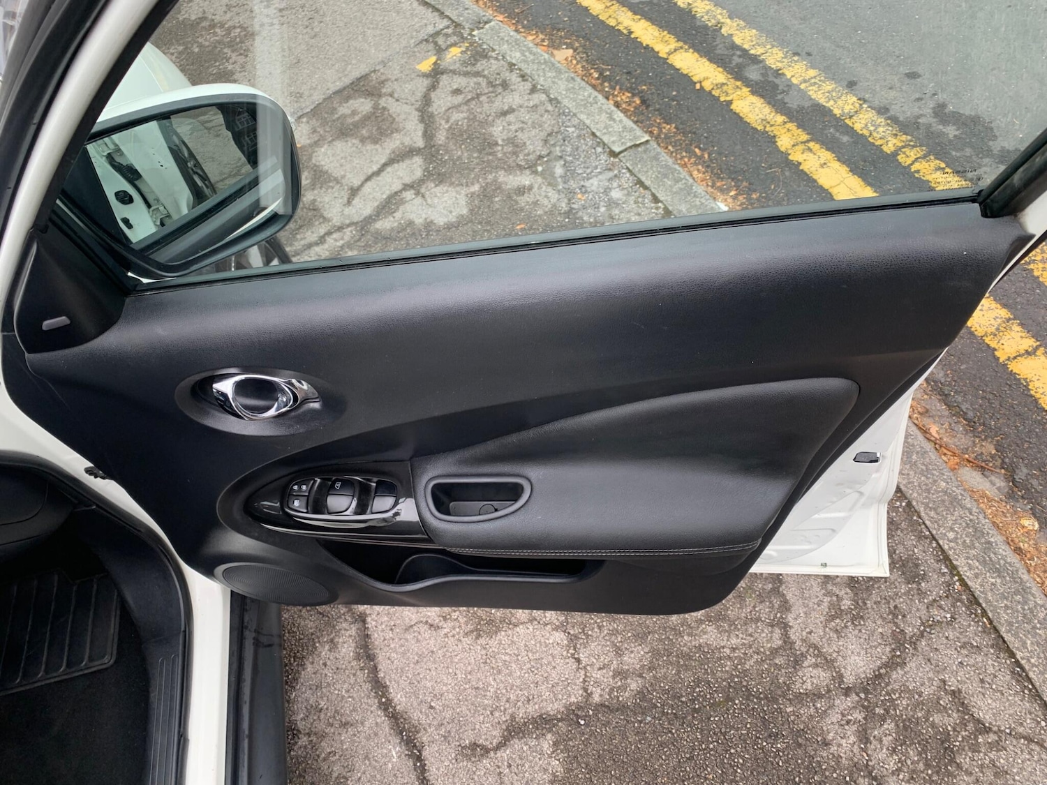 Used Nissan Juke 2015 for sale - 76260029: Photo 41