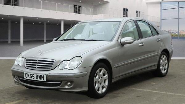 Used Mercedes-Benz C Class 2005 for sale - 77190784: Photo 3