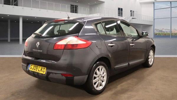 Used Renault Megane 2009 for sale - 77657512: Photo 4