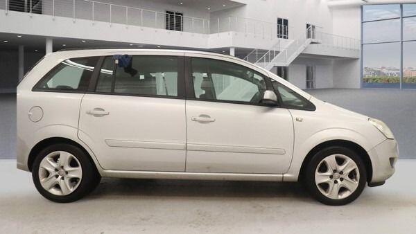 Used Vauxhall Zafira 2009 for sale - 77191530: Photo 6