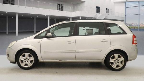 Used Vauxhall Zafira 2009 for sale - 77191530: Photo 7