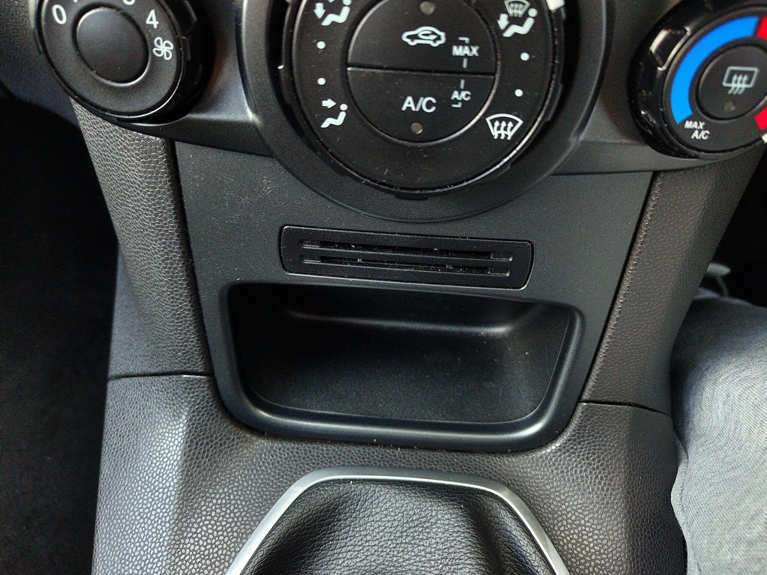 Used Ford Fiesta for sale - 77625402: Photo 31