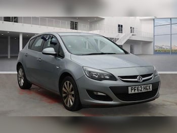 2013 (62) - 1.4i 16V Active 5dr