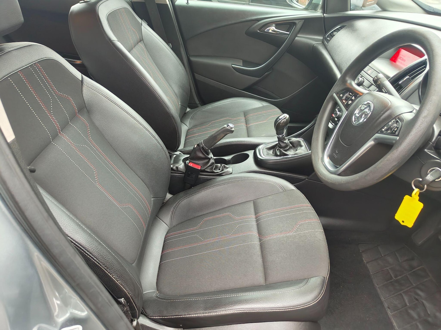 Used Vauxhall Astra 2013 for sale - 76409196: Photo 21