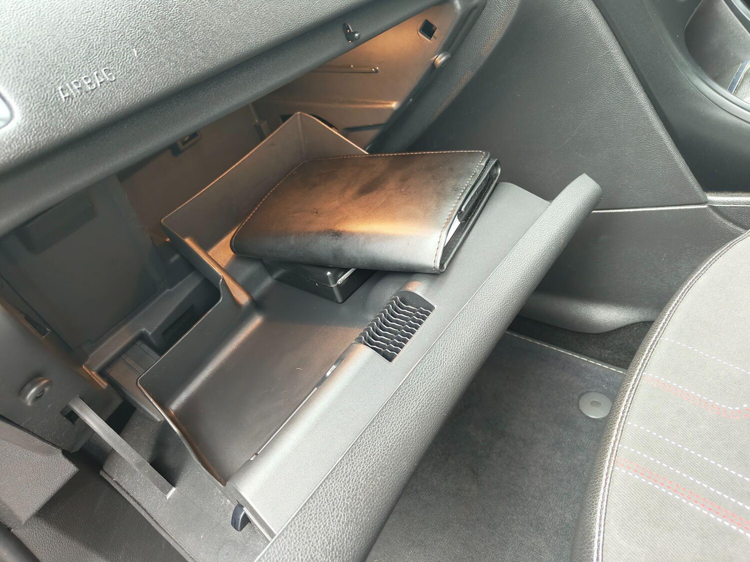 Used Vauxhall Astra 2013 for sale - 76409196: Photo 65