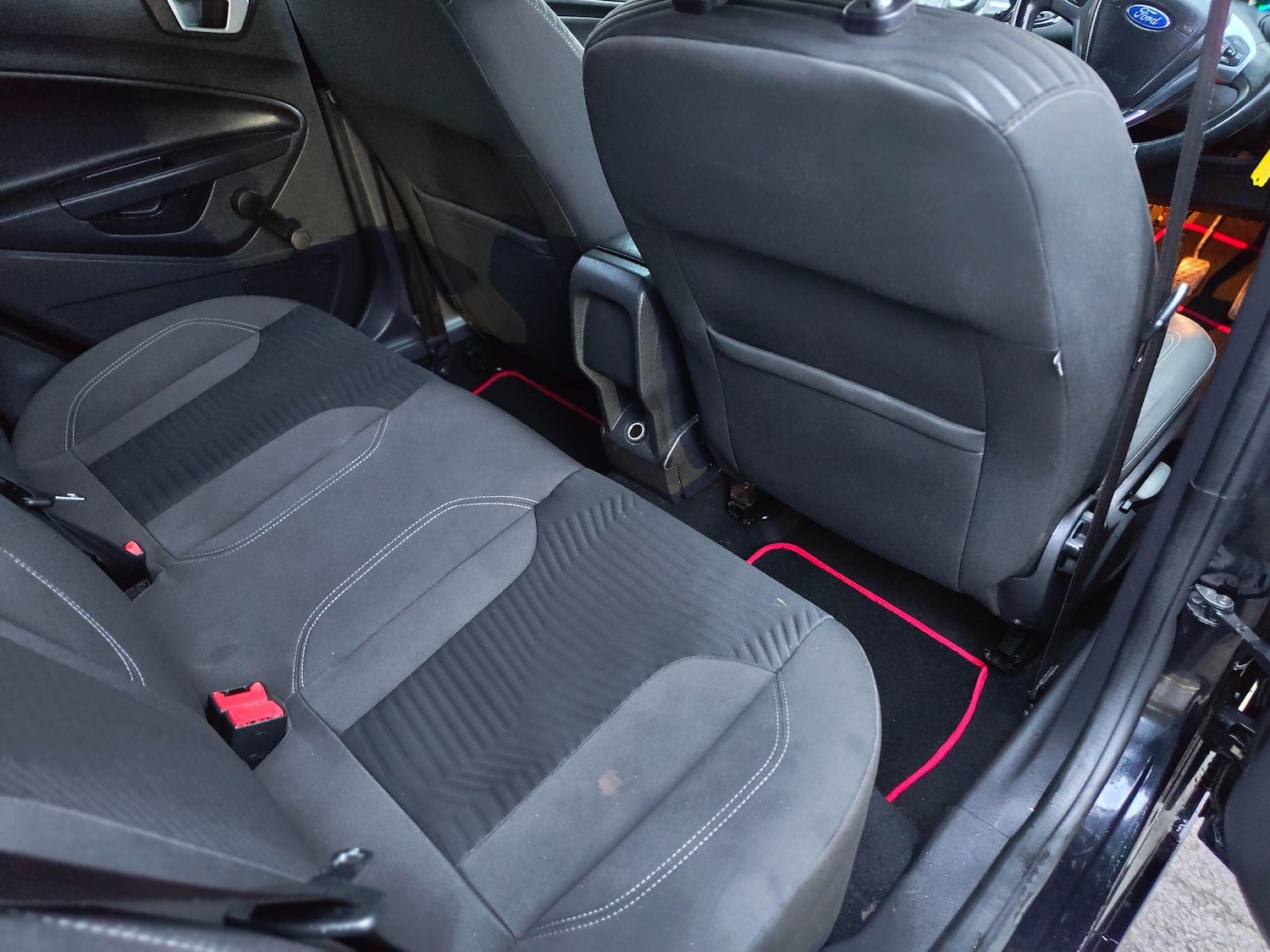 Used Ford Fiesta 2013 for sale - 76446904: Photo 26