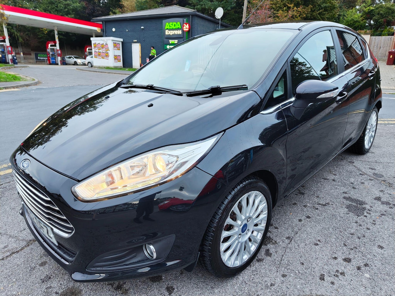 Used Ford Fiesta 2013 for sale - 76446904: Photo 3
