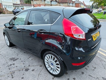 Used Ford Fiesta 2013 for sale - 76446904: Photo