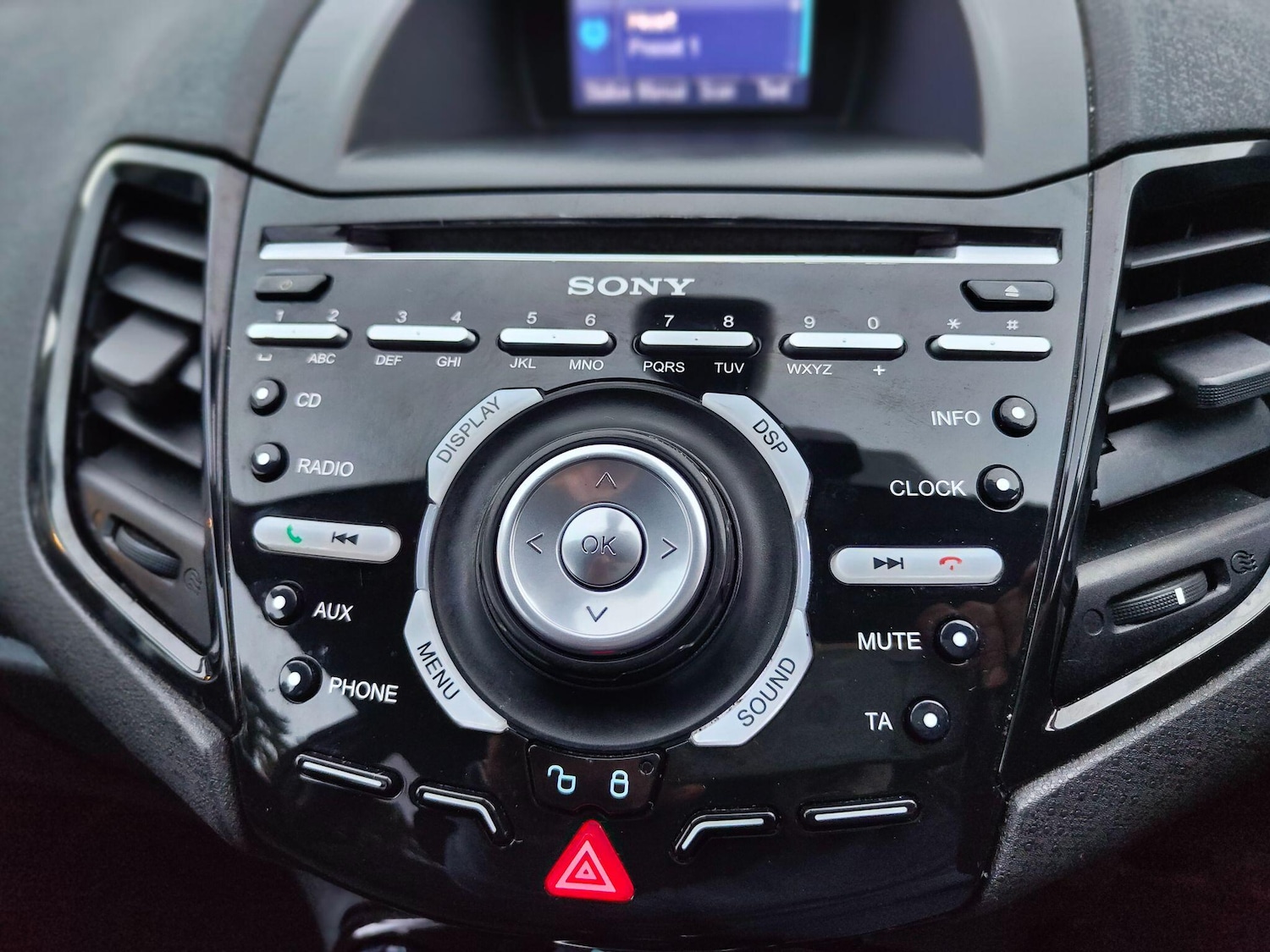 Used Ford Fiesta 2013 for sale - 76446904: Photo 64