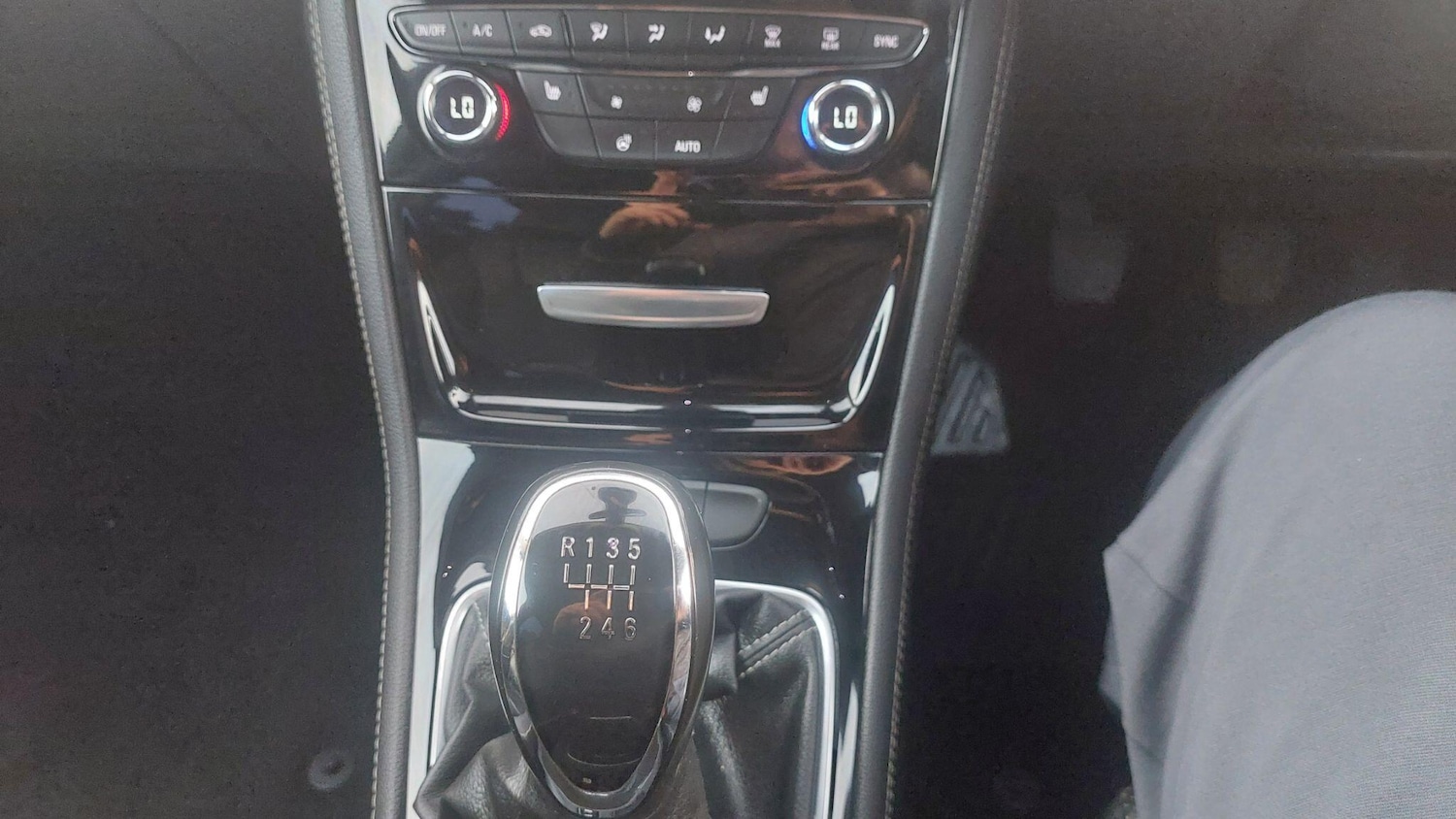 Used Vauxhall Astra 2016 for sale - 76398191: Photo 45