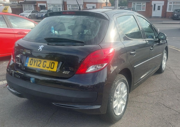 Used Peugeot 207 2012 for sale - 76314265: Photo 11