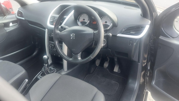 Used Peugeot 207 2012 for sale - 76314265: Photo 18