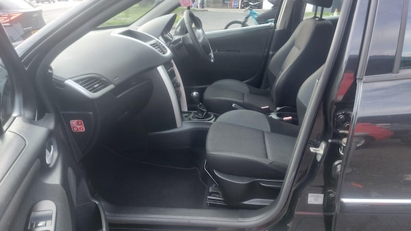 Used Peugeot 207 2012 for sale - 76314265: Photo 25