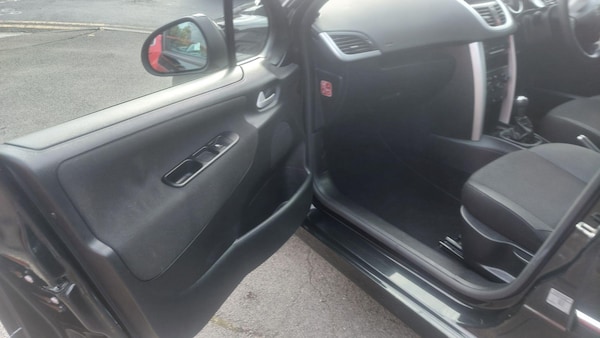 Used Peugeot 207 2012 for sale - 76314265: Photo 27