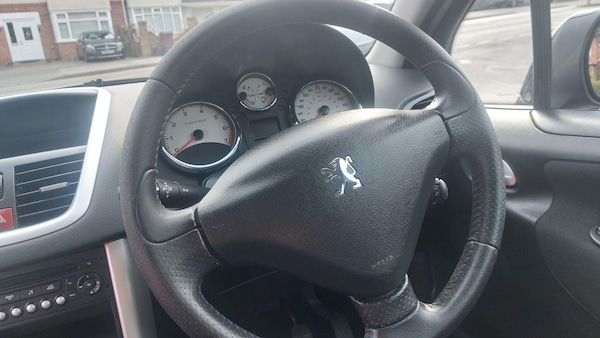 Used Peugeot 207 2012 for sale - 76314265: Photo 31