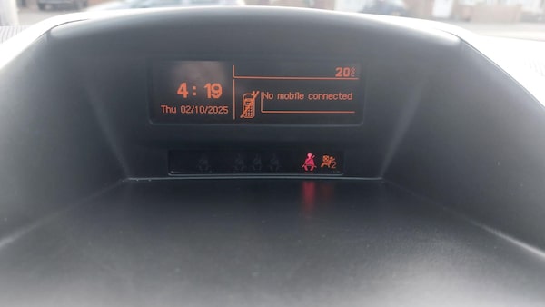 Used Peugeot 207 2012 for sale - 76314265: Photo 42