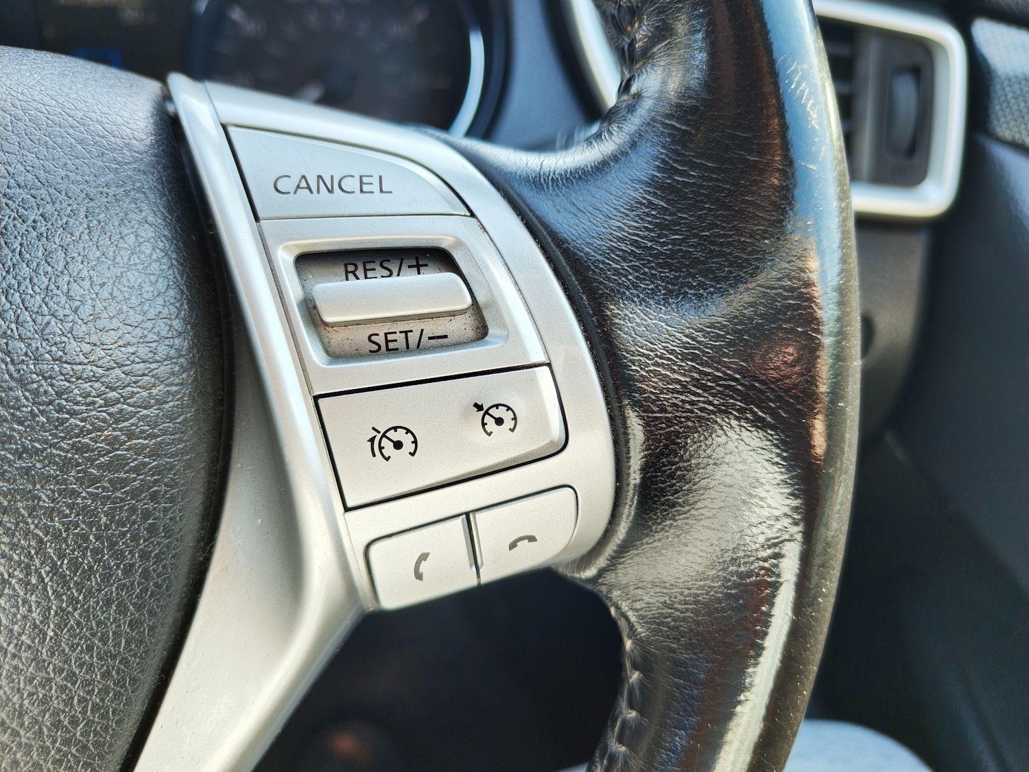 Used Nissan X-Trail 2017 for sale - 76472125: Photo 32