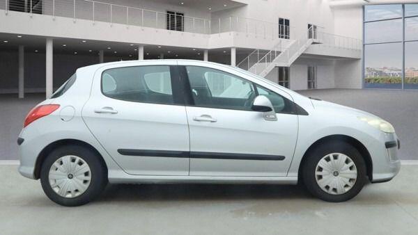 Used Peugeot 308 2009 for sale - 76562190: Photo 17