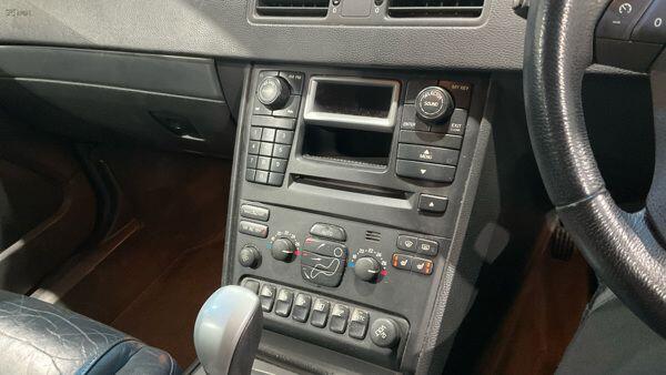 Used Volvo XC90 2004 for sale - 77396056: Photo 23