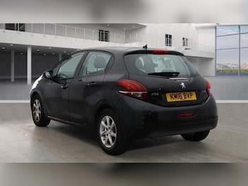 Used Peugeot 208 2016 for sale - 75492558: Photo