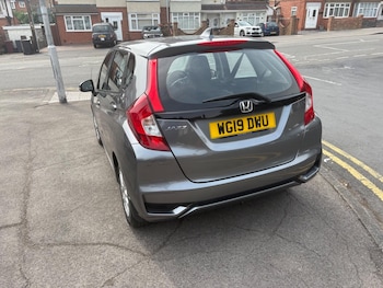 Used Honda Jazz 2019 for sale - 75543917: Photo